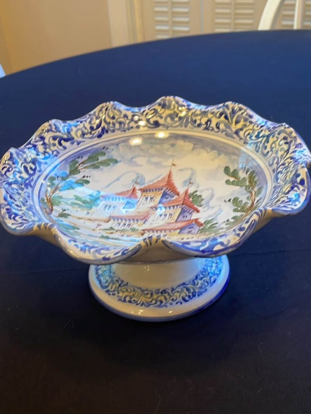 Italian Majolica Centerpiece Bowl by Mazzotti Abissola-Hand Painted